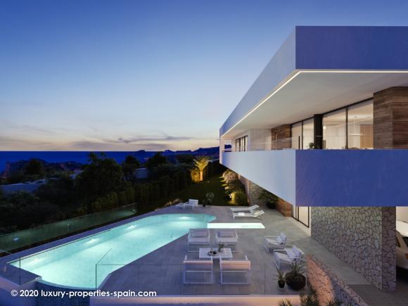 For sale Modern luxury villa in Cumbre del Sol